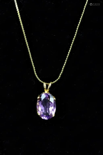 NECKLACE WITH AN AMETHYST PENDANT