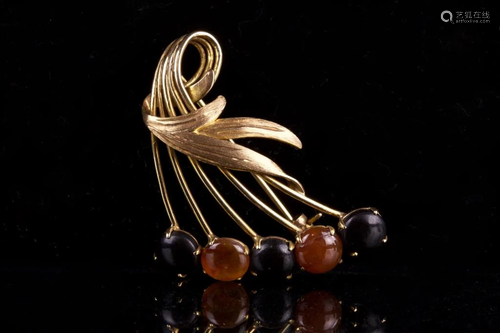 CHERRY SHAPED 14K GOLD BROOCH