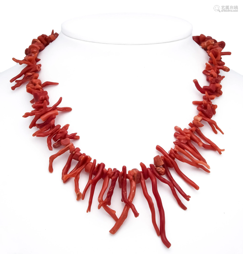 Coral necklace with red coral