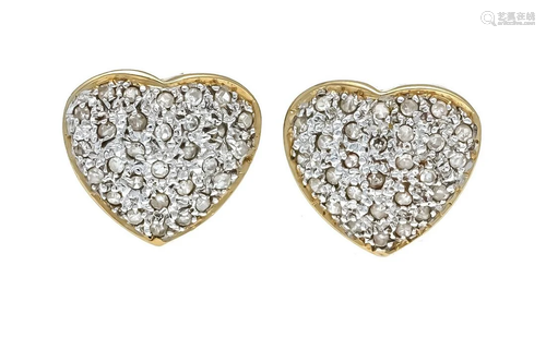 Diamond stud earrings heart GG