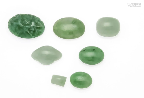 mixed lot of jade cabochons, t