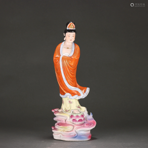 A Famille Rose Porcelain Standing Guanyin Qing Dynasty