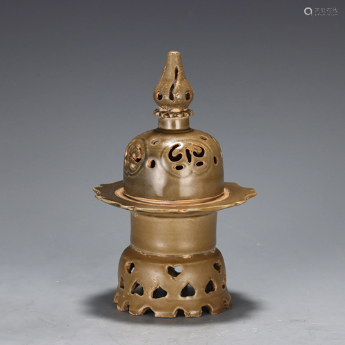 A Yue-ware Incense Burner Qing Dynasty