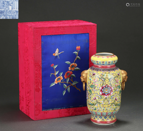 A Famille Rose Floral Vase Qing Dynasty