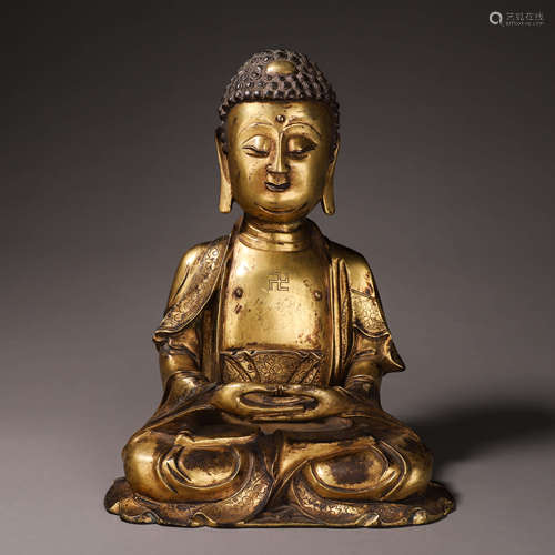 A gilding copper Sakyamuni buddha statue