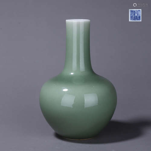 A celadon glazed porcelain tianqiuping