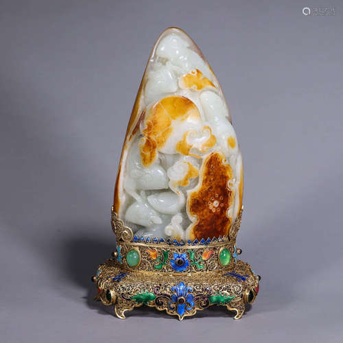 A gilding silver Hetian jade ornament