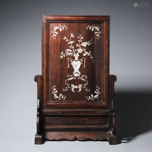 A rosewood raden-inlaid screen