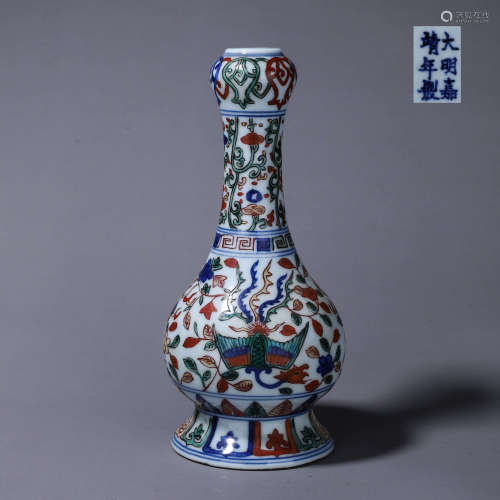 A multicolored dragon and phoenix porcelain vase