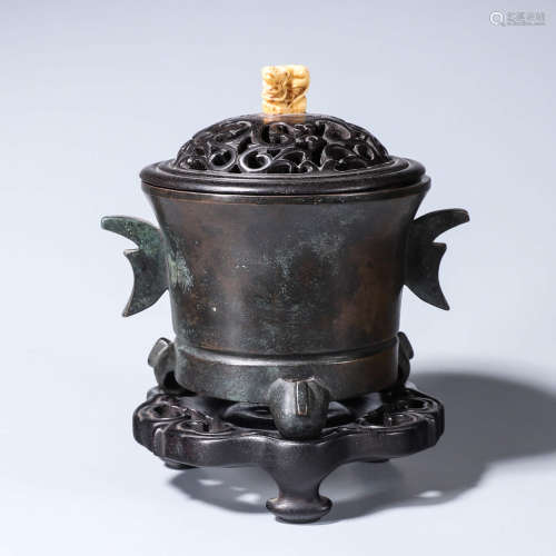 A double-eared red sandalwood copper censer
