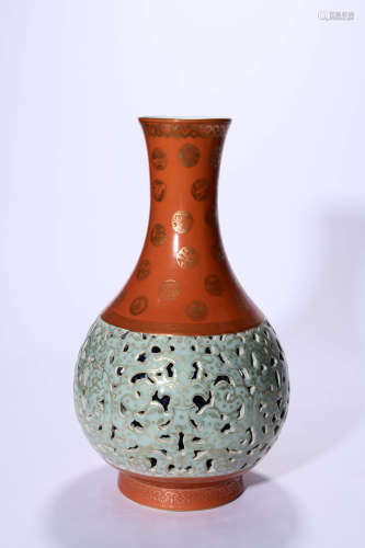 An Openwork Coral Red Glaze Bottle Vase