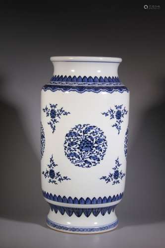 Blue-and-white Lantern-shaped Vase