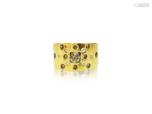 De Beers, 18K Yellow Gold & Rough Diamond Ring.