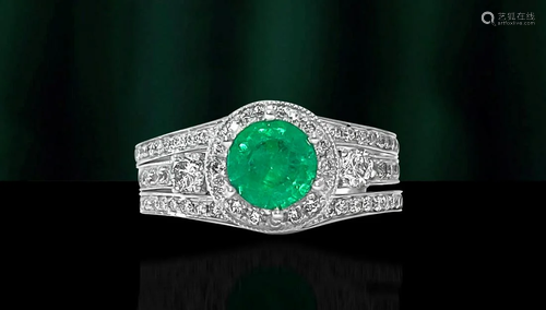 Art Deco, Emerald & Diamond Ring in 14k White Gold.