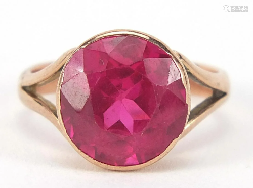 9ct rose gold ruby solitaire ring, the s...