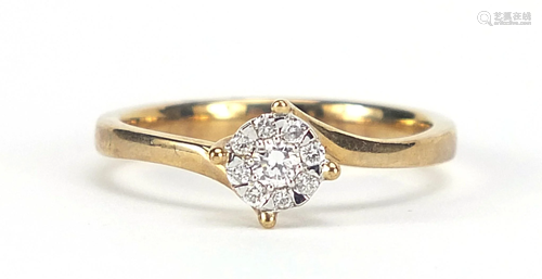 9ct gold diamond cluster ring, size M, 2...