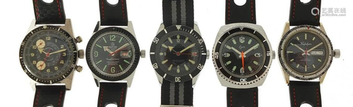 Five gentlemen's diver's automatic wrist...