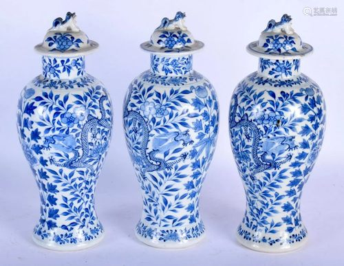 THREE LATE 19TH CENTURY CHINESE BLUE AND WHITE VASES