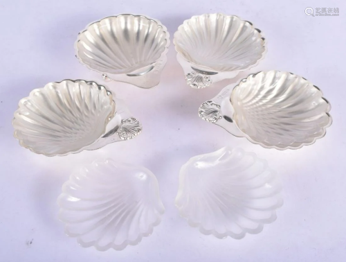 FOUR 1960S SILVER SHELL BUTTER DISHES. Birmingham 1966.