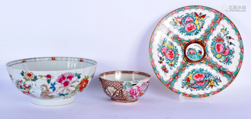 TWO 18TH CENTURY CHINESE EXPORT PORCELAIN BOWLS