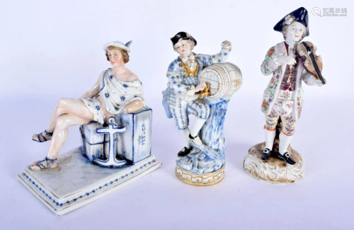 A 19TH CENTURY MEISSEN BLUE AND WHITE PORCELAIN FIGURE