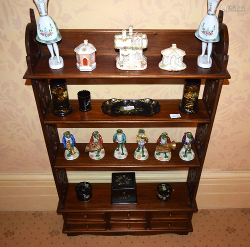 A SET OF FREE STANDING WILLIAM IV TYPE OPEN WORK