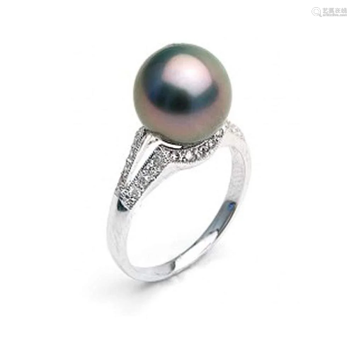 Black Tahitian Pearl and Diamond Victory Ring,