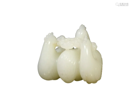 HETIAN WHITE JADE 'ROOSTER' CARVING