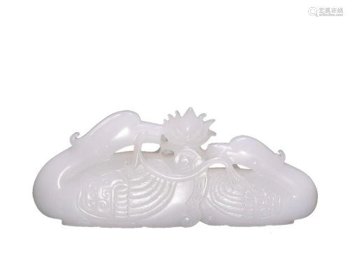 HETIAN JADE 'GOOSE' CARVING