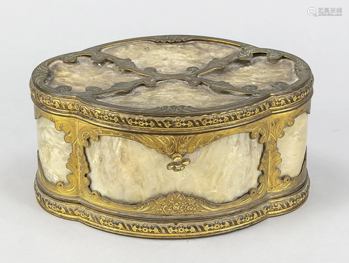 Lidded box, France, 19th c. Fi