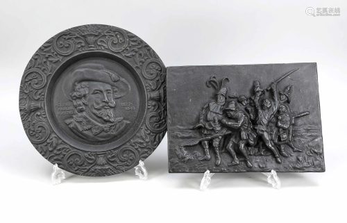 Wall relief and relief plate,