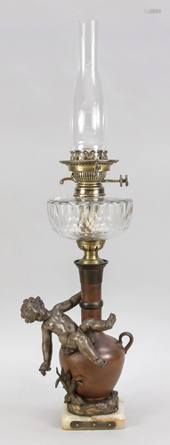 Large kerosene lamp, late 19th