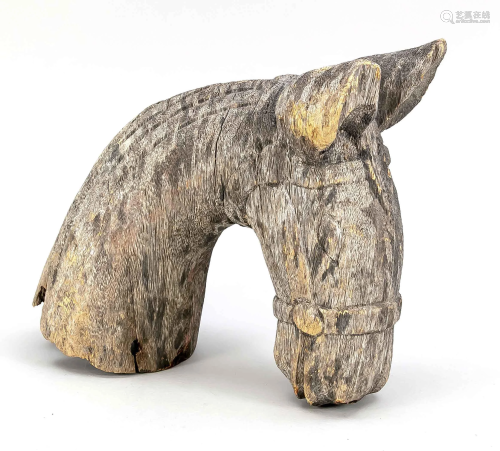 Horse head, China?, age unknow
