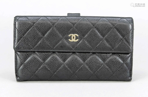 Chanel, wallet made of black q
