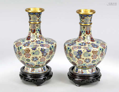 Pair of cloisonnÃ© vases, Chi