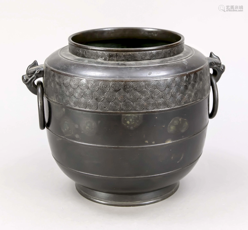 Bronze vessel, China, 19th c