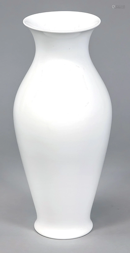 Large vase, KPM Berlin, form Chinese