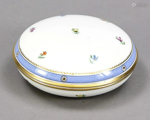 Flat round lidded box, Vienna, Augar