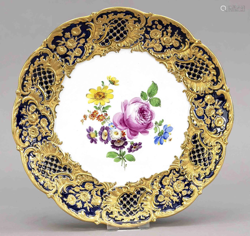 A showpiece plate, Meissen, mark aft