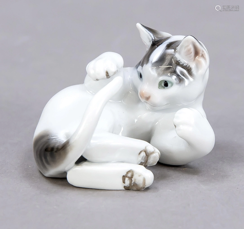 Small lying cat, Rosenthal, Selb-PlÃ¶