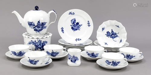 23 pieces of a tea set, Royal Copenh