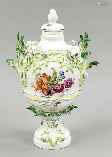 Potpourri lidded vase, KPM Berlin, 1