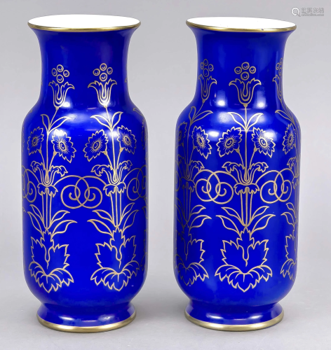 Two vases, HÃ¼ttensteinach, Thuringia