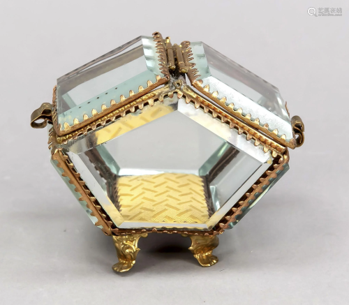 Small jewelry box, early 20th c., ch