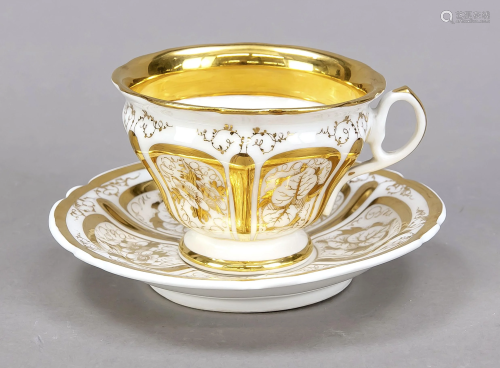 Historism cup with saucer, Krister p