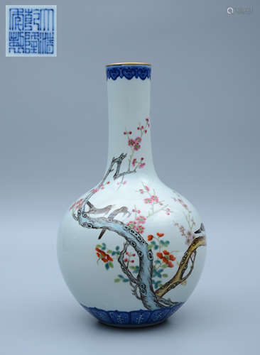 Qianlong Enamel Gilt Globular Vase