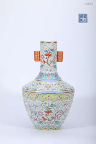 Famille Rose Lingzhi Handles Vase