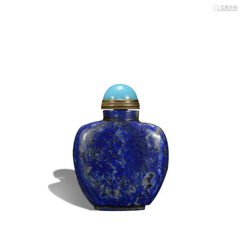 A lapis lazuli snuff bottle