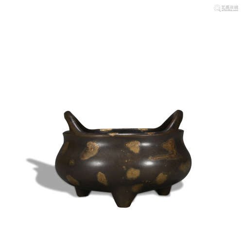 A bronze censer ware with gold