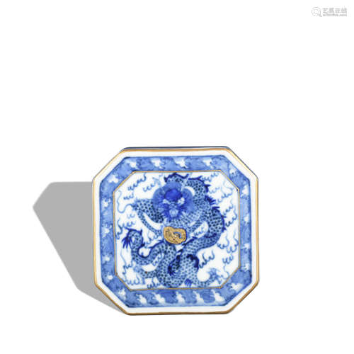 A blue and white 'dragon' box